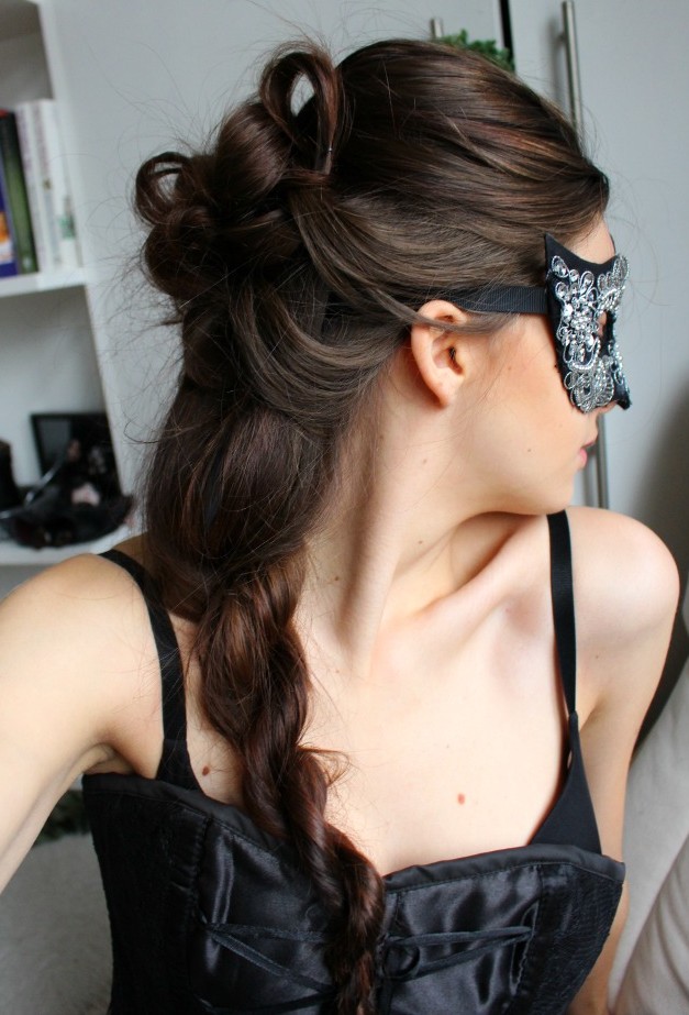 Masquerade Hairstyle Loepsie