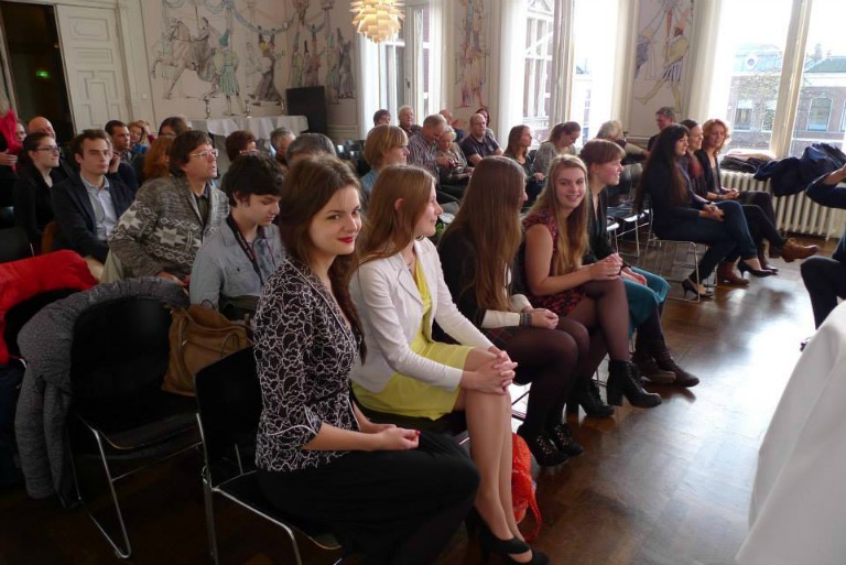 10006213_620696811369010_1610921791471802689_n2