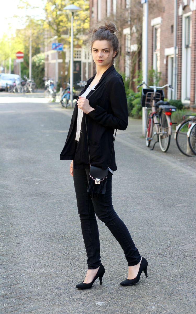Urban Casual Chic | Outfit Of The Day - Loepsie