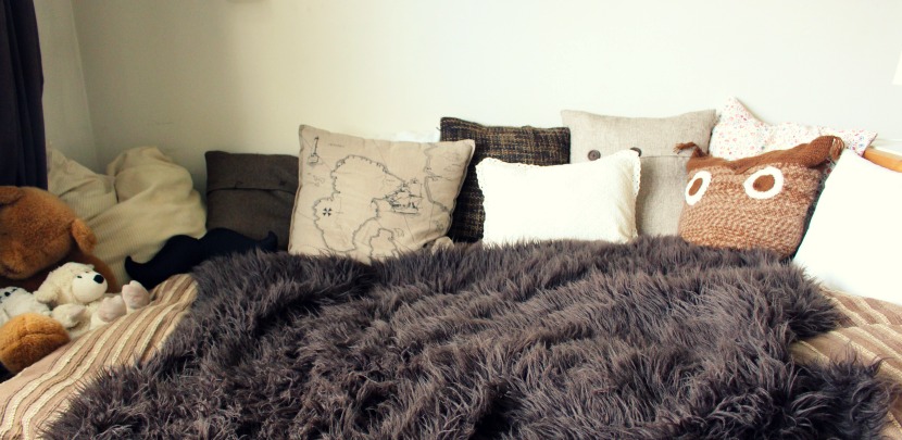 Decorating With Pillows