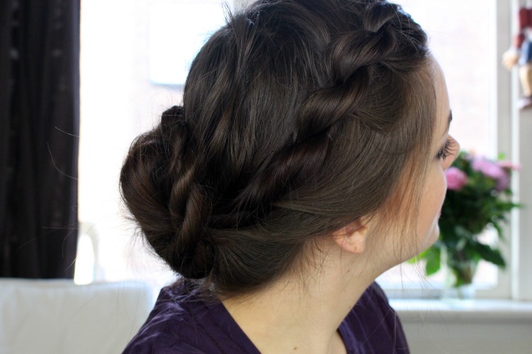 Ropebraid Bun