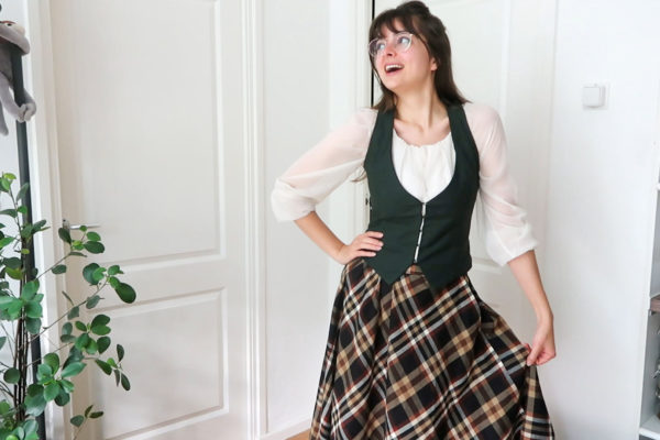 Making A Hobbity Vest – Sew With Me